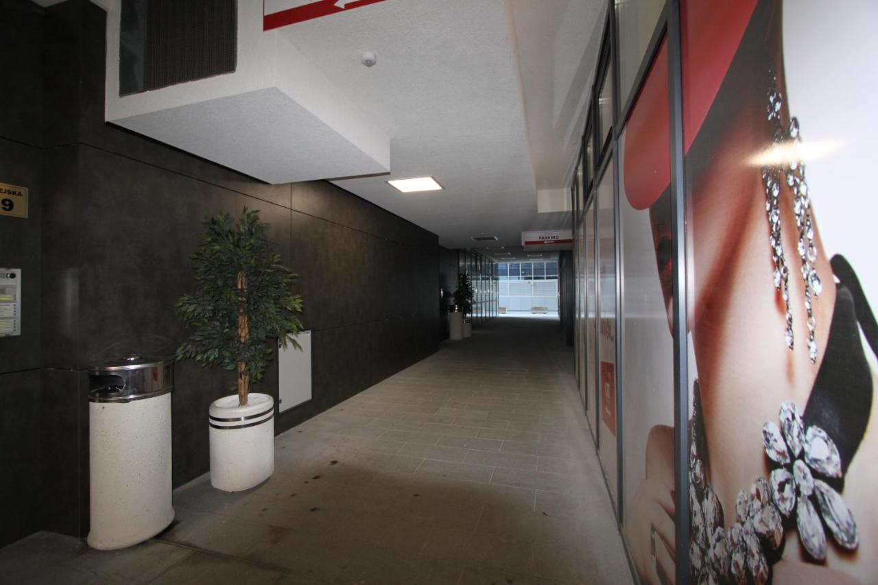 Downtown Apartment Баня Лука Екстериор снимка